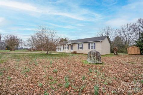 113 Hicks Road Grover NC 28073