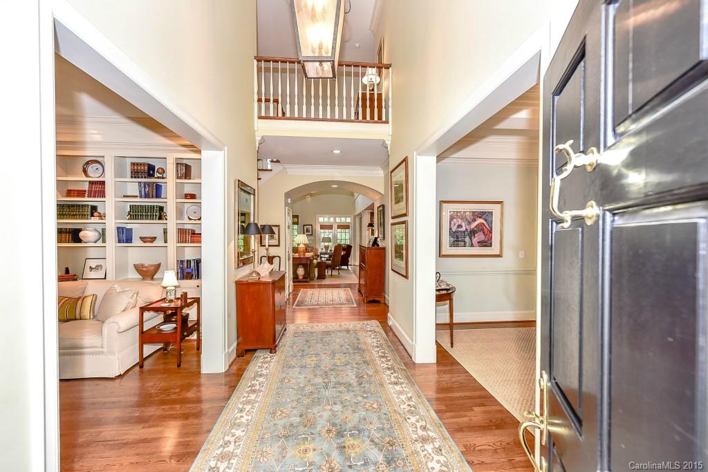 5124 Fairlawn Crescent Court Charlotte NC 28226