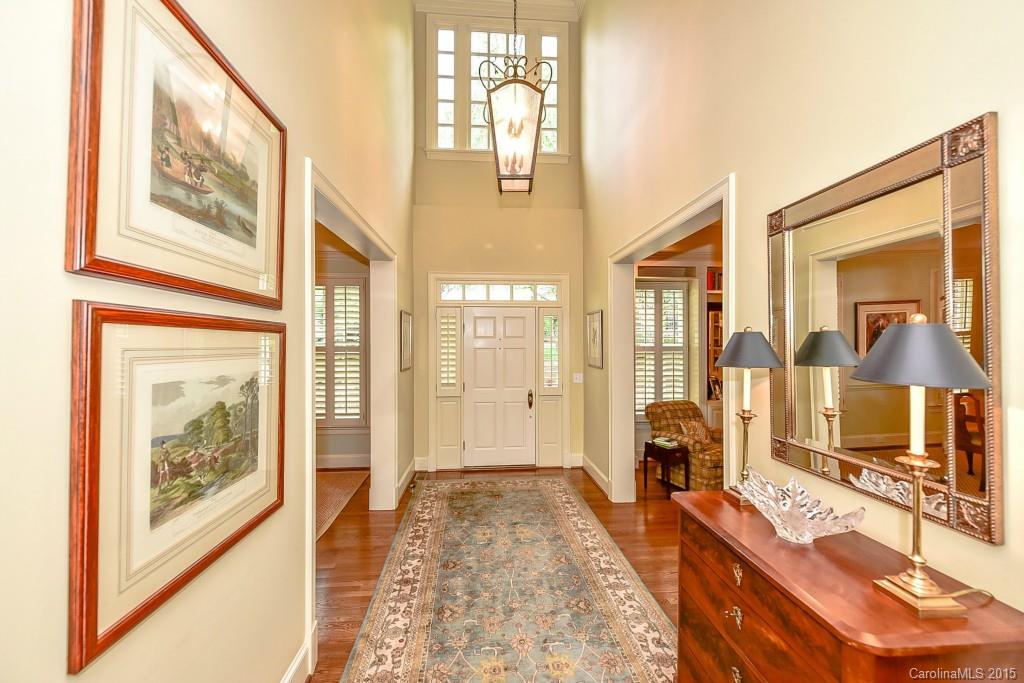 5124 Fairlawn Crescent Court Charlotte NC 28226