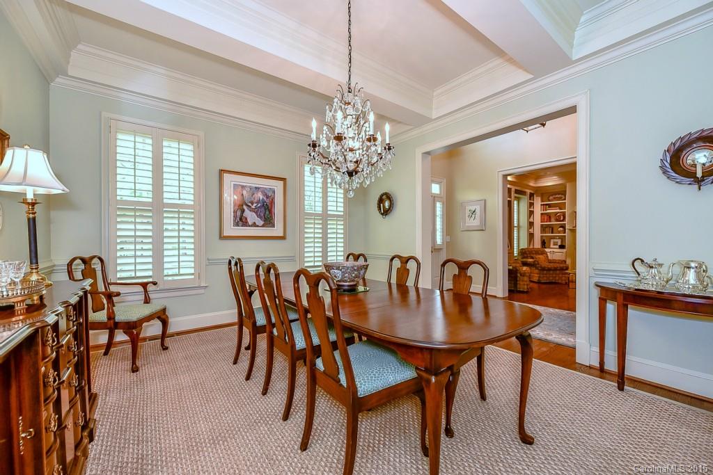 5124 Fairlawn Crescent Court Charlotte NC 28226