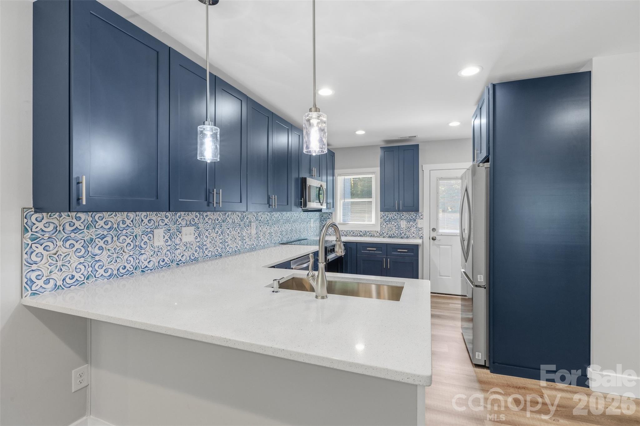 2414 Dickens Avenue Charlotte NC 28208