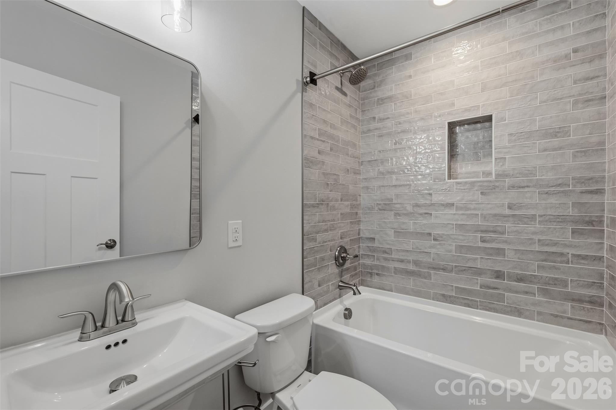 2414 Dickens Avenue Charlotte NC 28208
