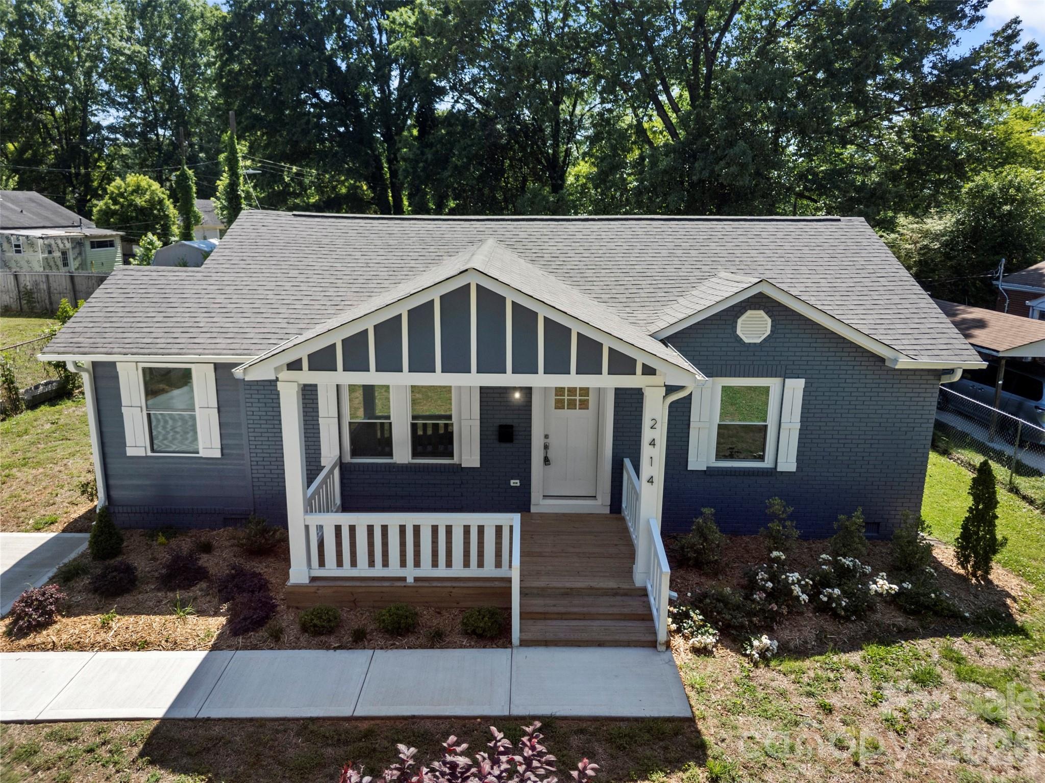 2414 Dickens Avenue Charlotte NC 28208