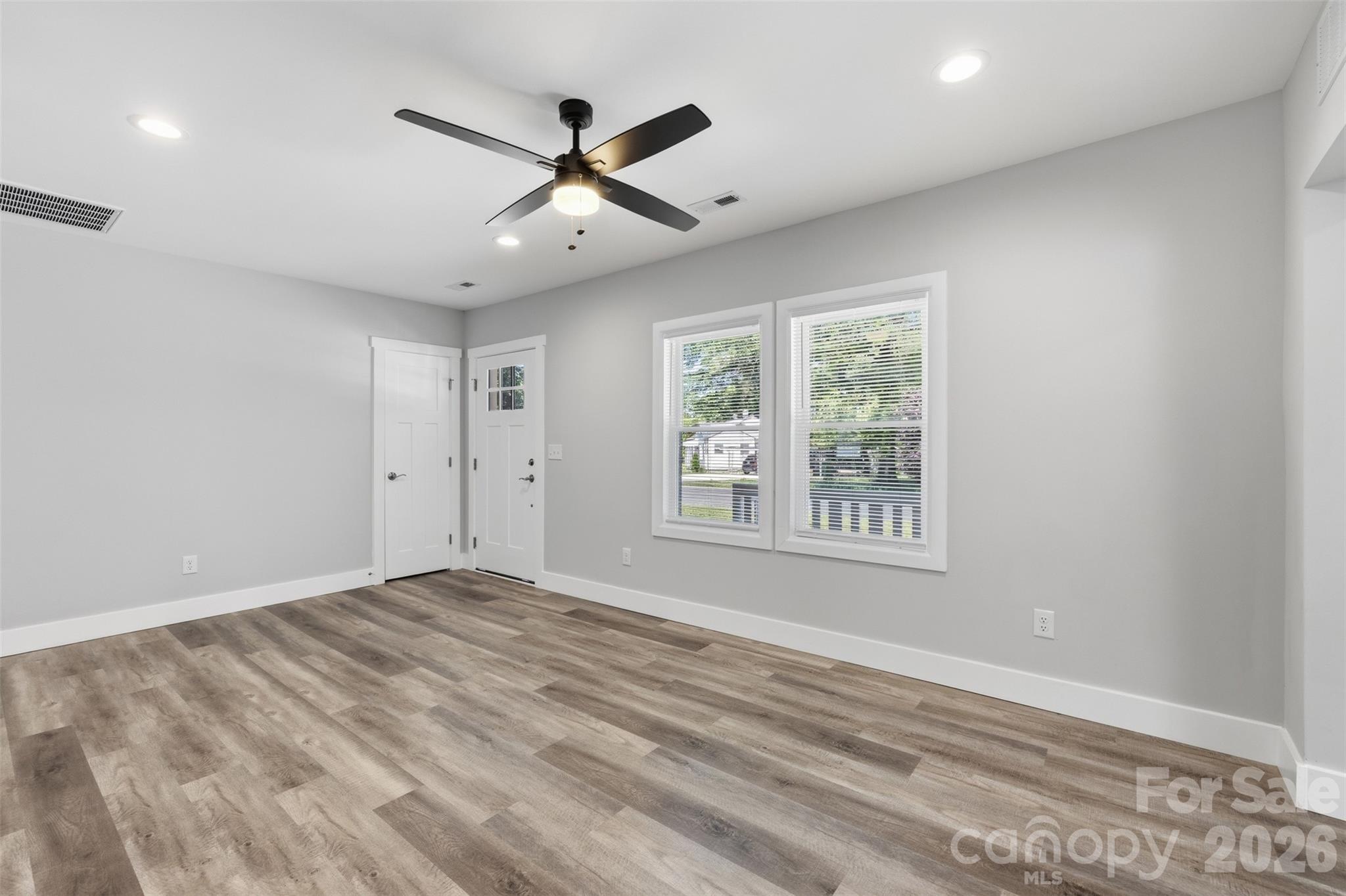 2414 Dickens Avenue Charlotte NC 28208
