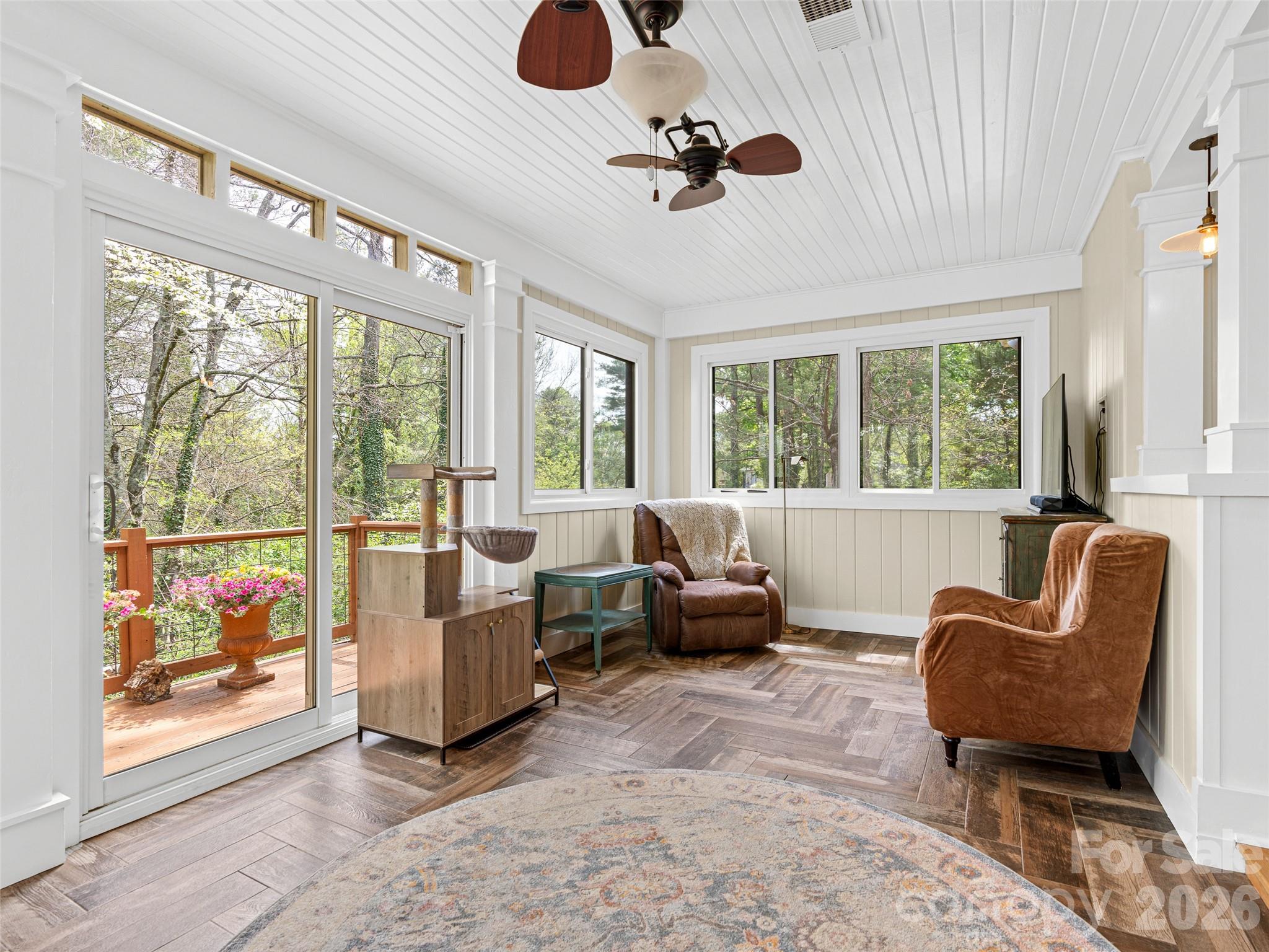 686 New Haw Creek Road Asheville NC 28805