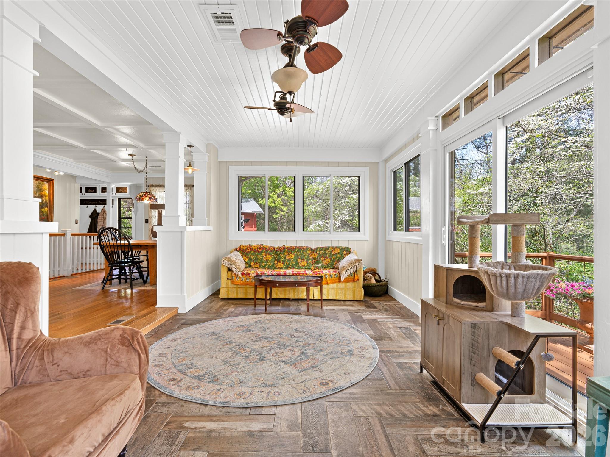 686 New Haw Creek Road Asheville NC 28805