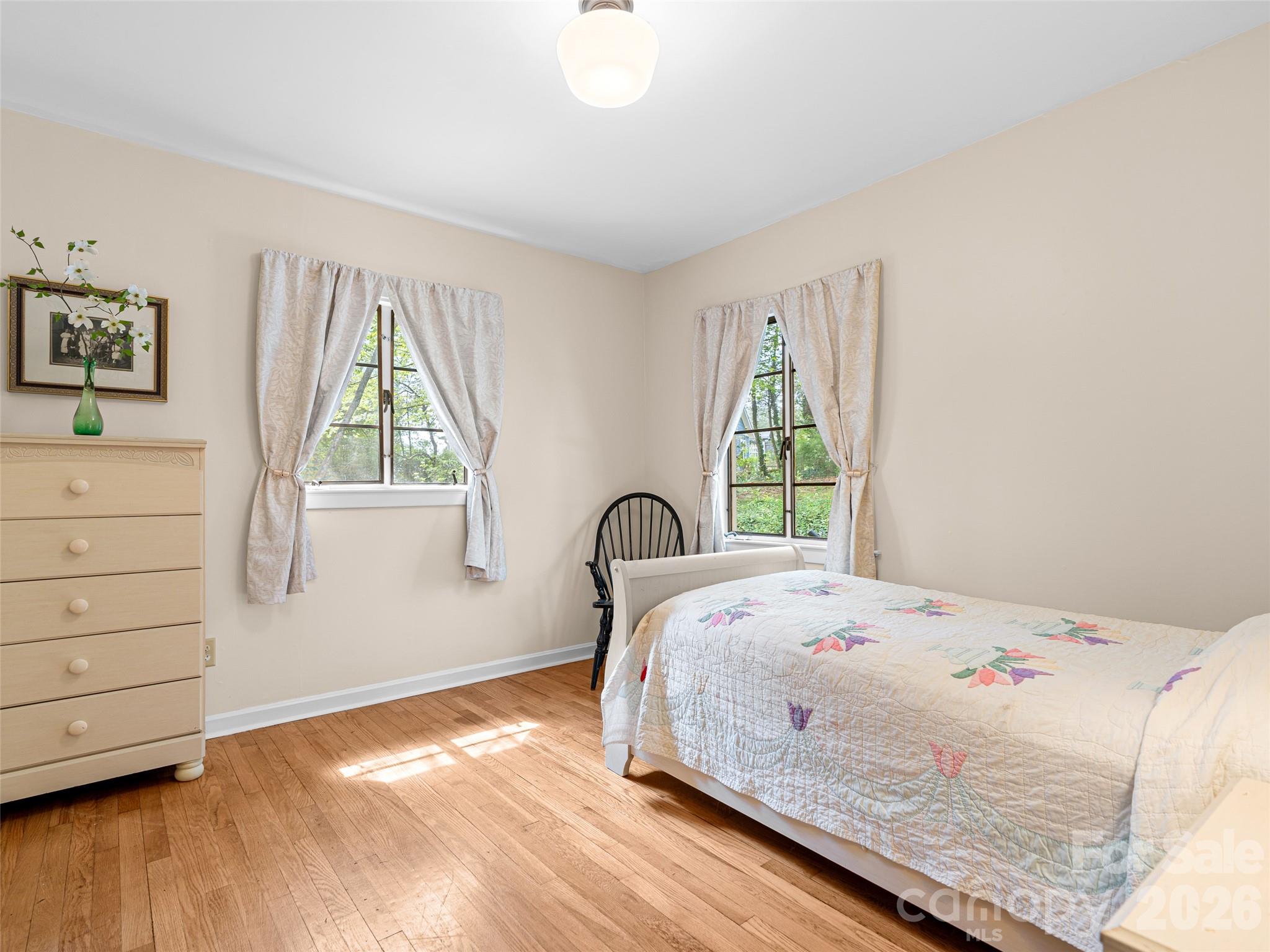 686 New Haw Creek Road Asheville NC 28805