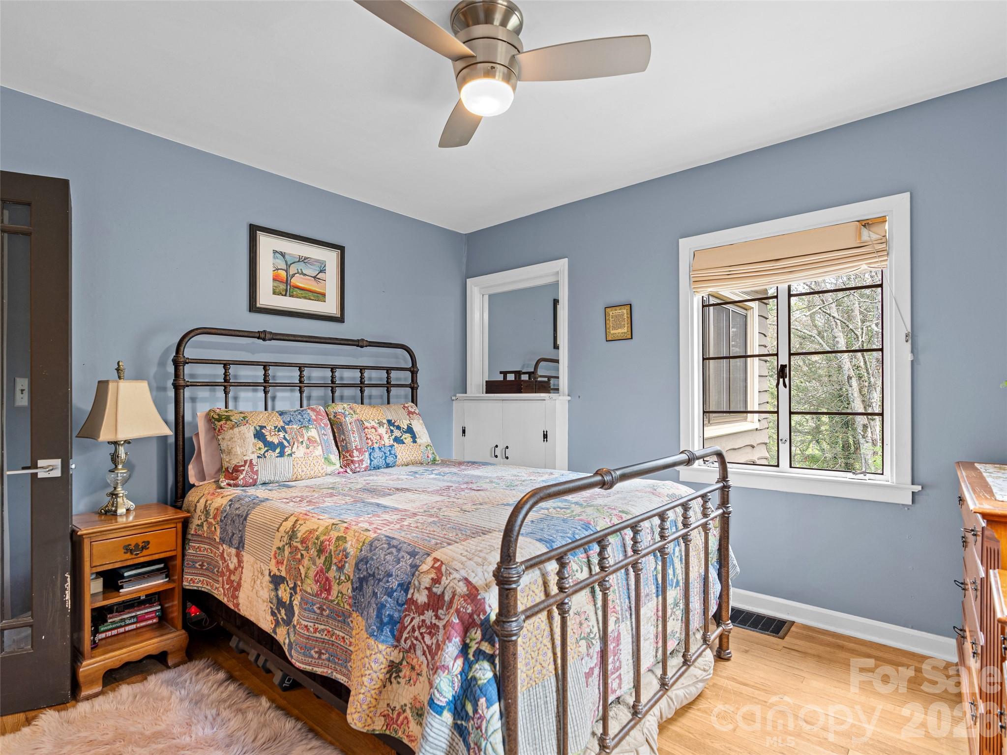 686 New Haw Creek Road Asheville NC 28805
