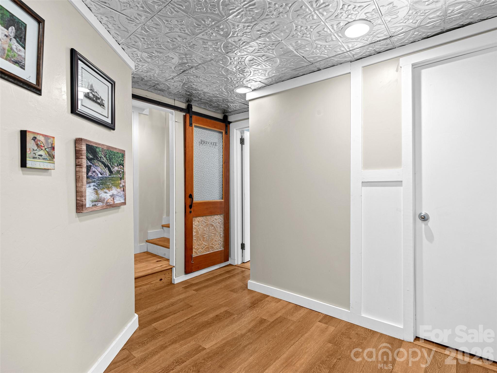 686 New Haw Creek Road Asheville NC 28805