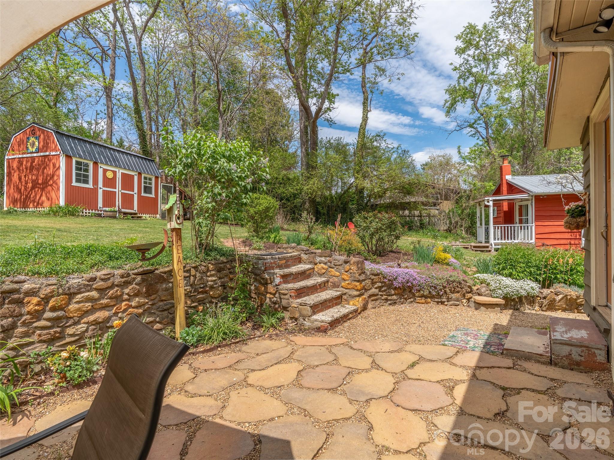 686 New Haw Creek Road Asheville NC 28805