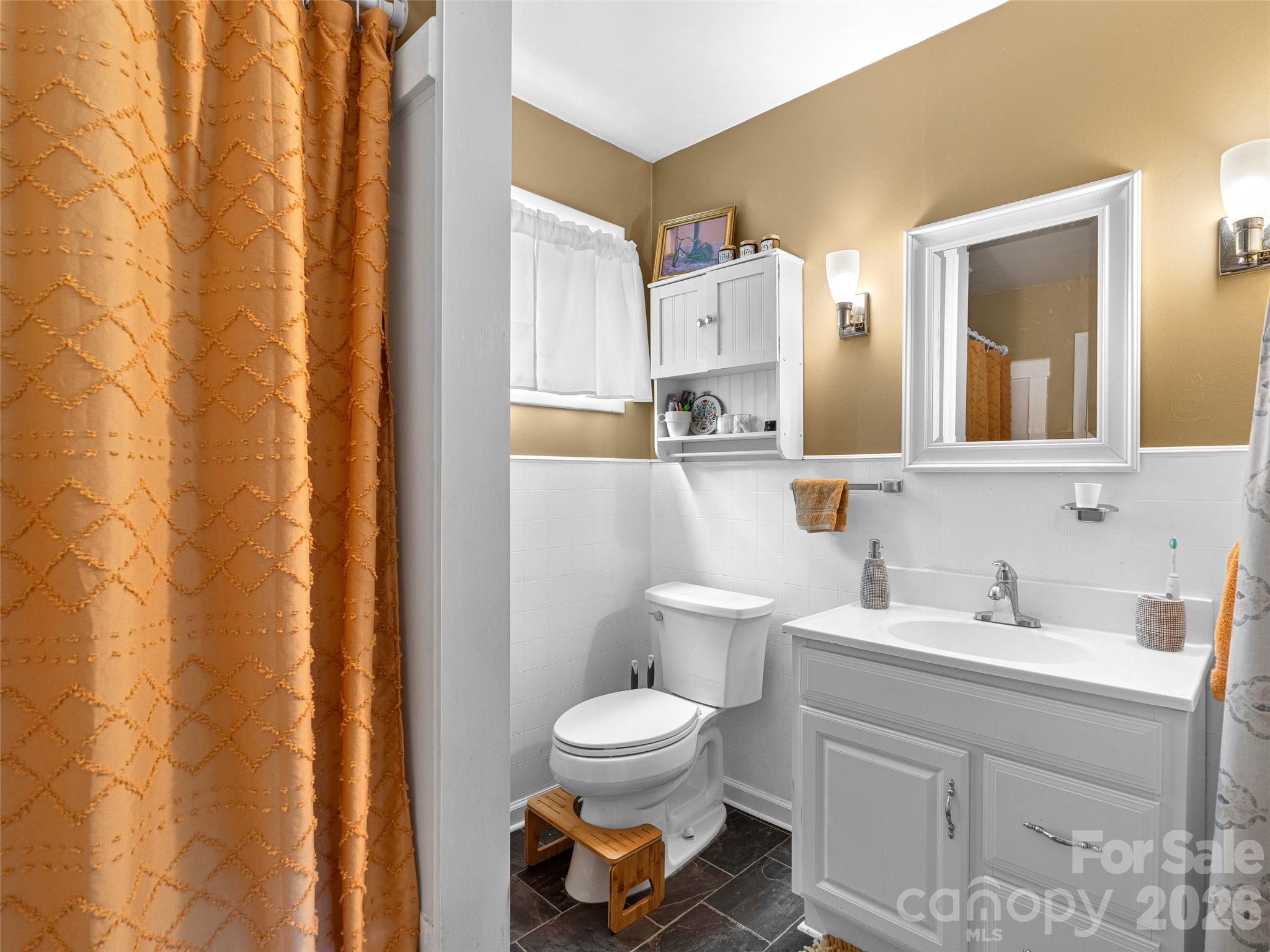 686 New Haw Creek Road Asheville NC 28805