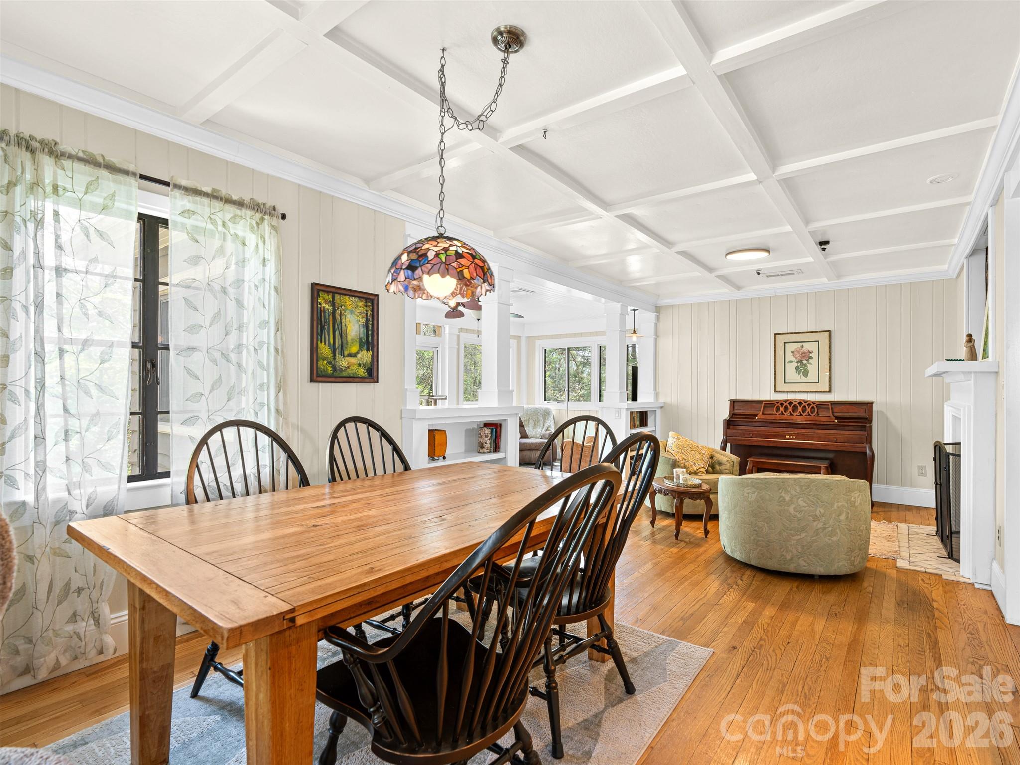 686 New Haw Creek Road Asheville NC 28805