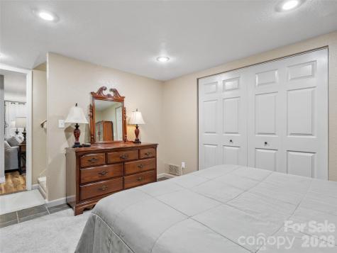 189 Poverty Branch Road Barnardsville NC 28709