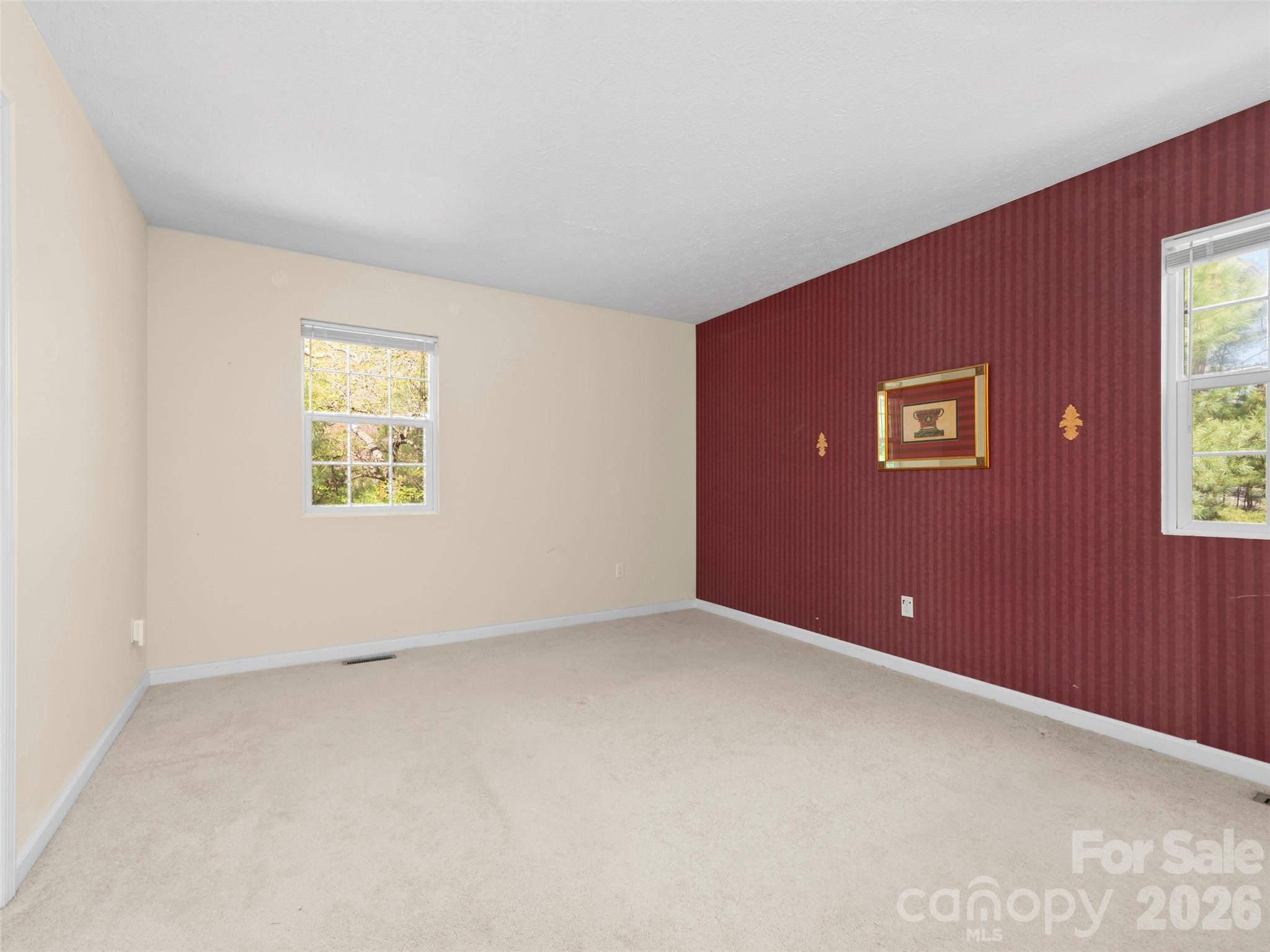 21 Old Applewood Lane Hendersonville NC 28739