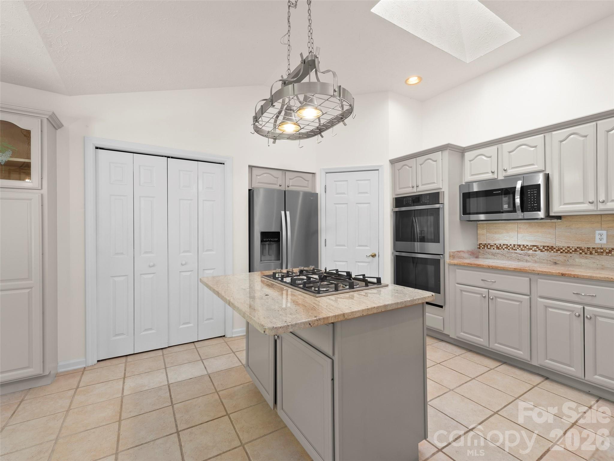 21 Old Applewood Lane Hendersonville NC 28739