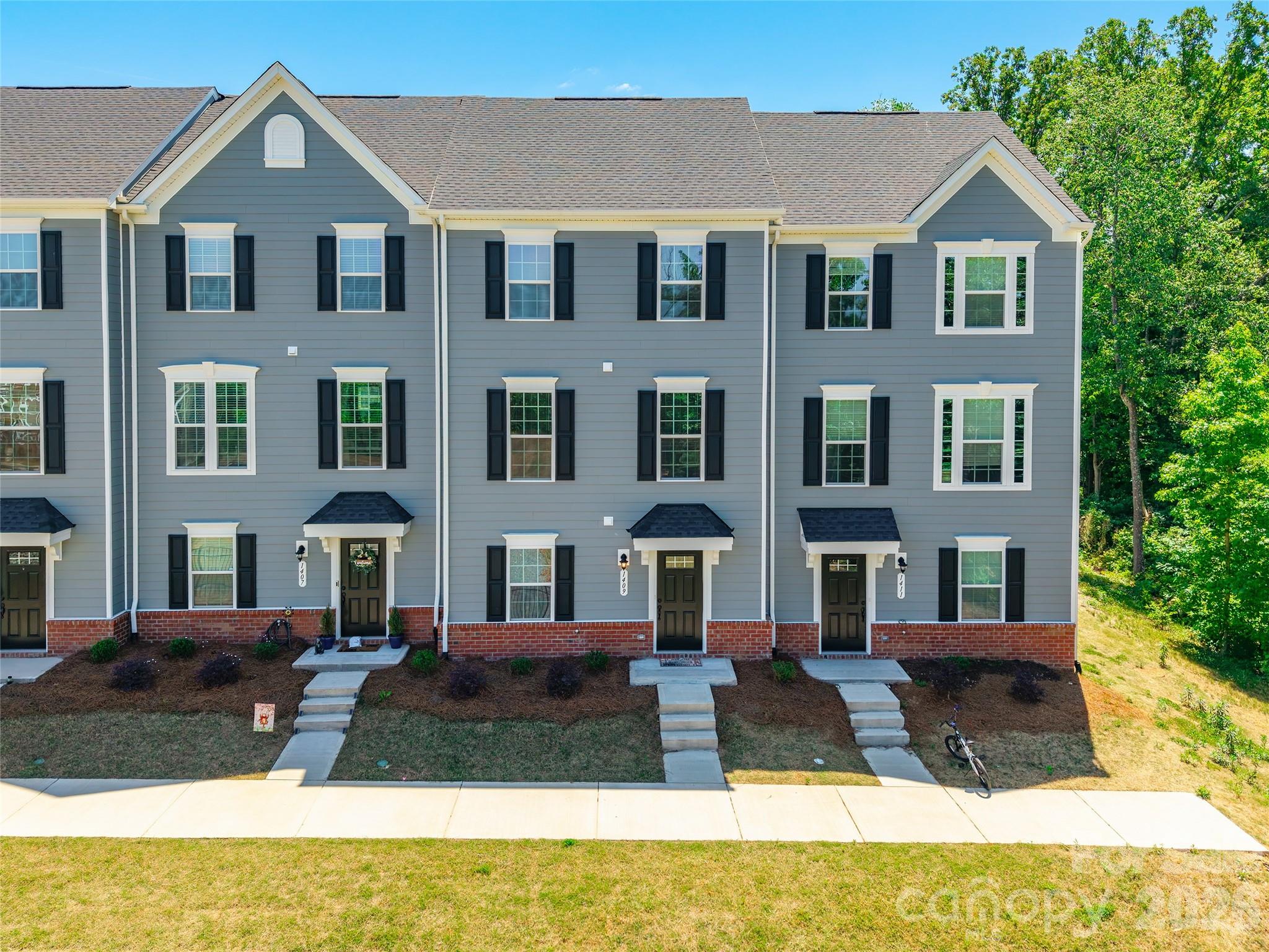 1409 May Apple Drive Matthews NC 28104