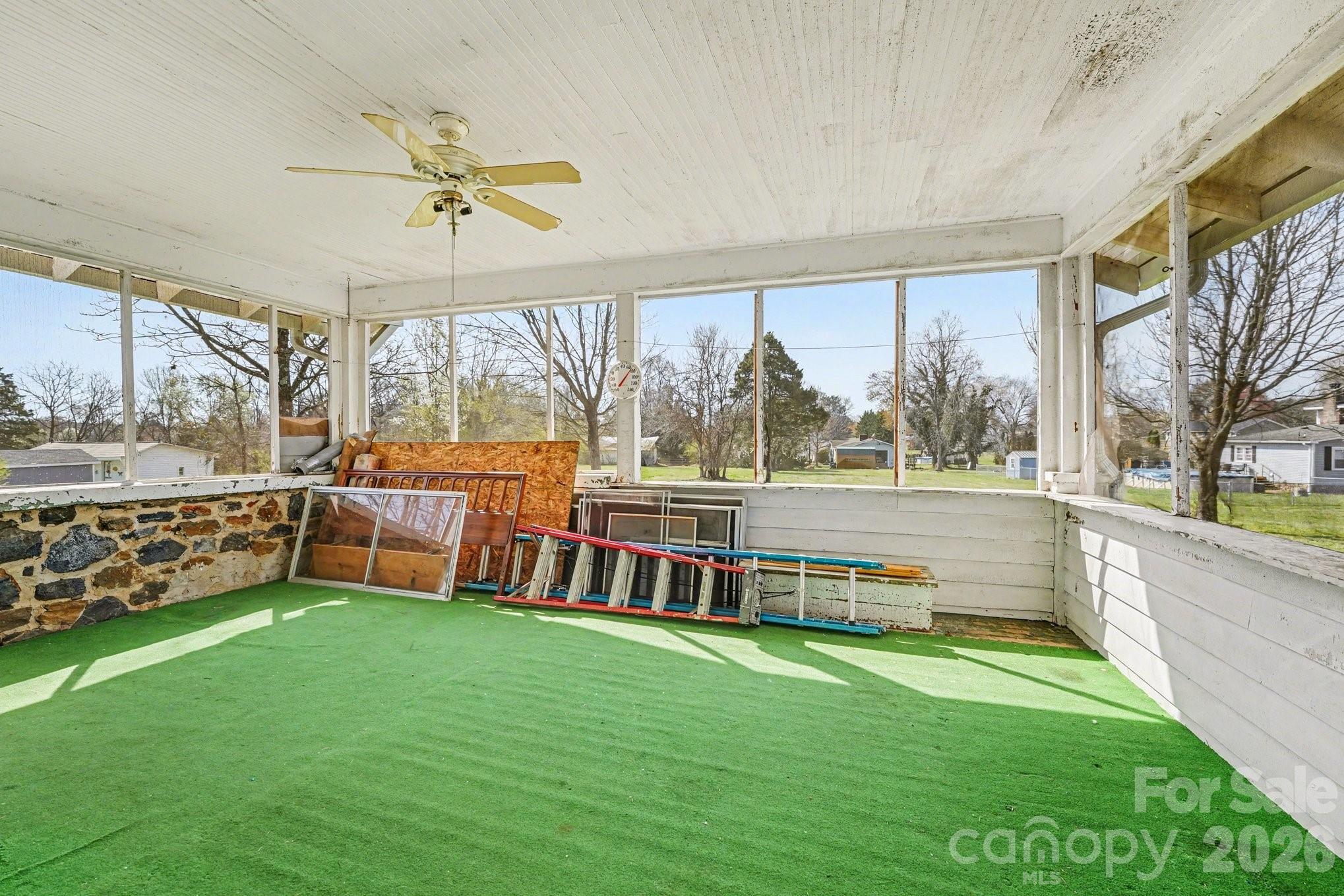 402 E Main Street Boonville NC 27011