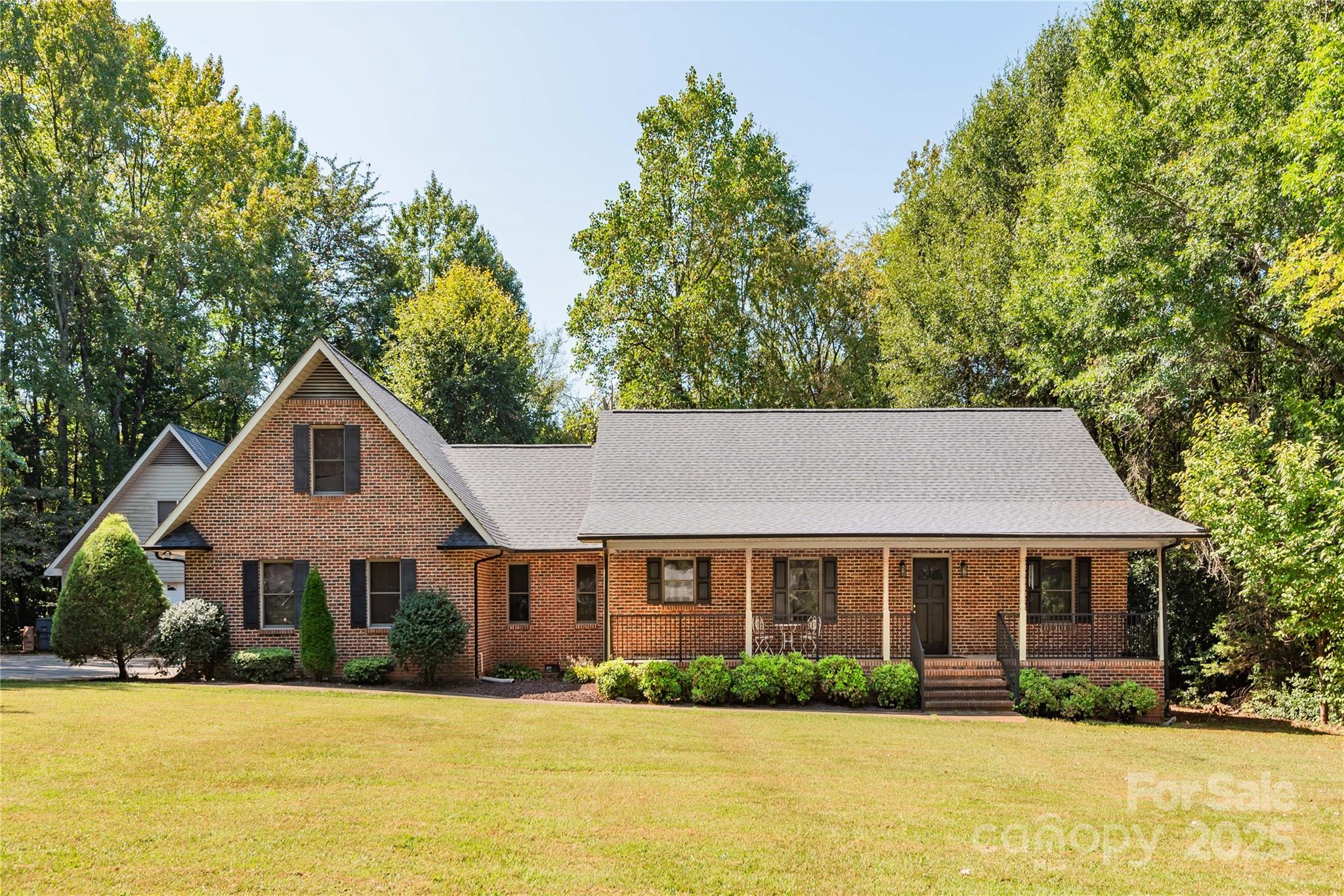1607 Thompson Avenue Charlotte NC 28216