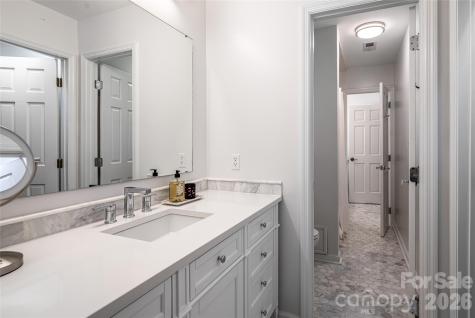 38 Pine Acre Boulevard Asheville NC 28804