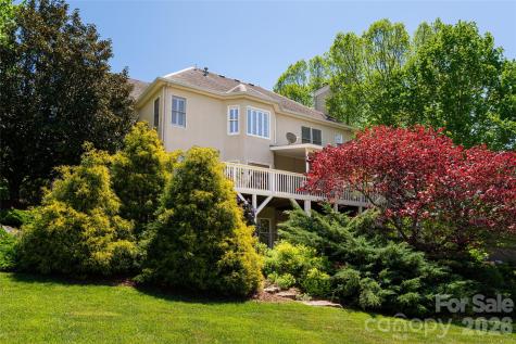 38 Pine Acre Boulevard Asheville NC 28804