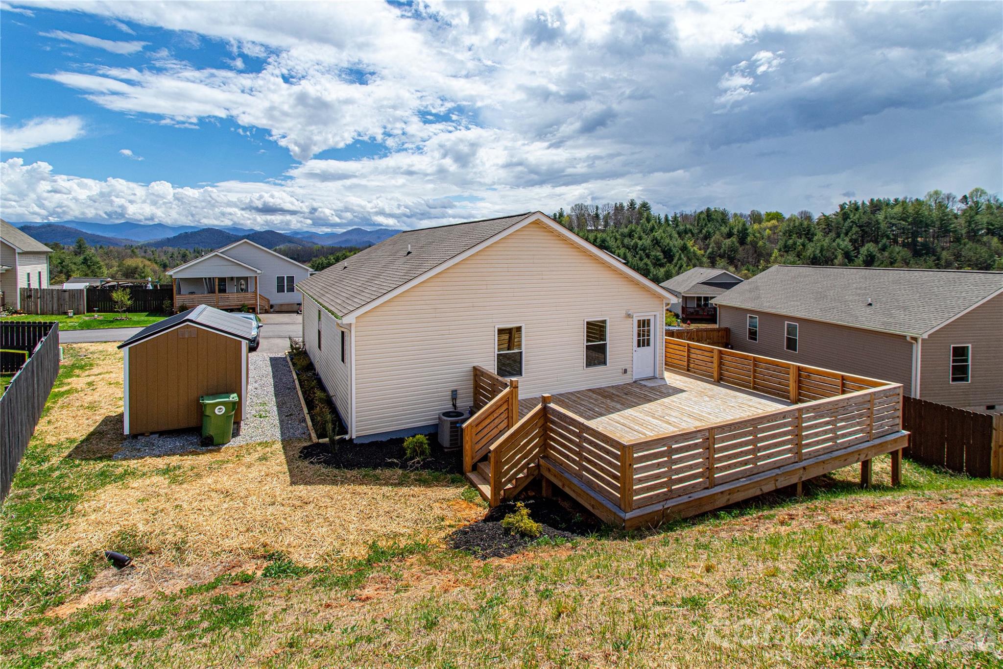 191 Patriot Place Mars Hill NC 28754