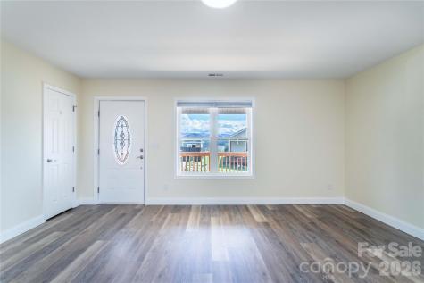 191 Patriot Place Mars Hill NC 28754
