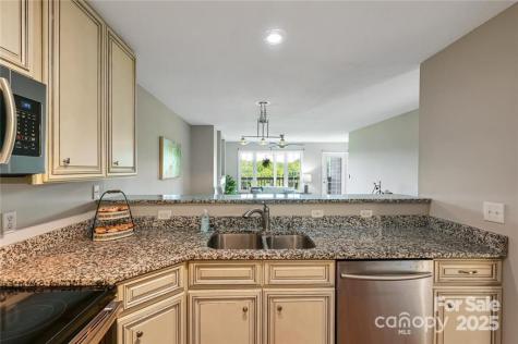 29 Rotunda Circle Asheville NC 28806