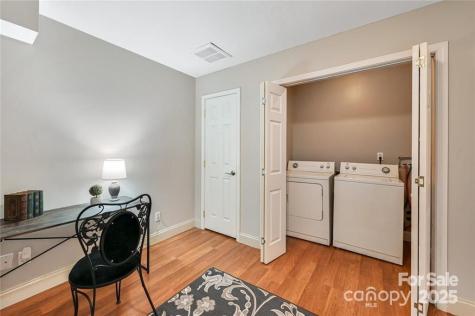 29 Rotunda Circle Asheville NC 28806