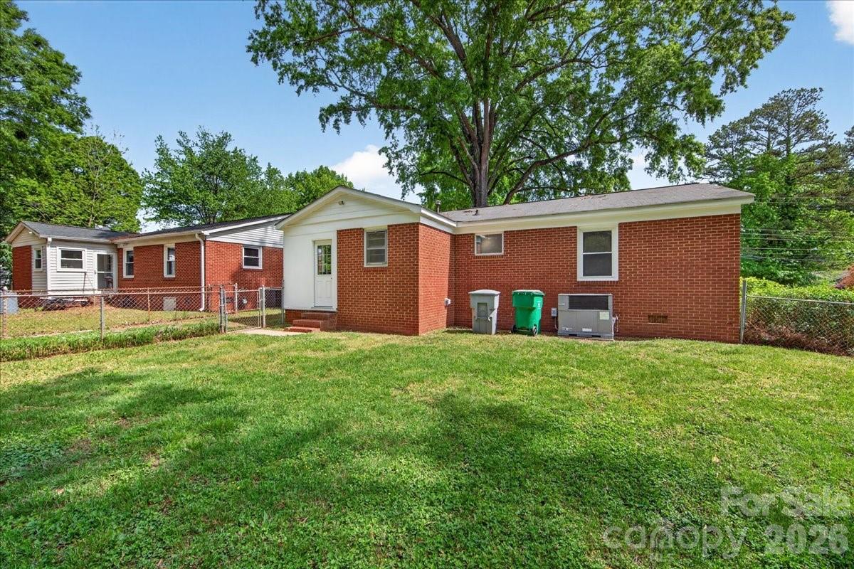 4820 Charleston Drive Charlotte NC 28212