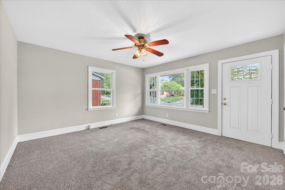 4820 Charleston Drive Charlotte NC 28212
