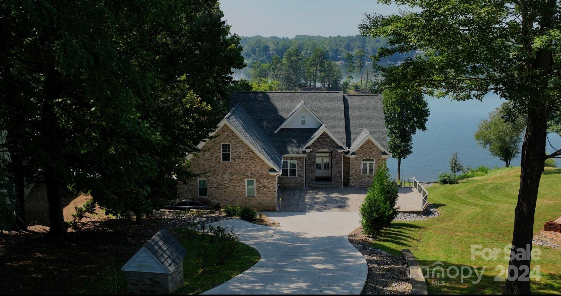 203 High Lake Drive Statesville NC 28677
