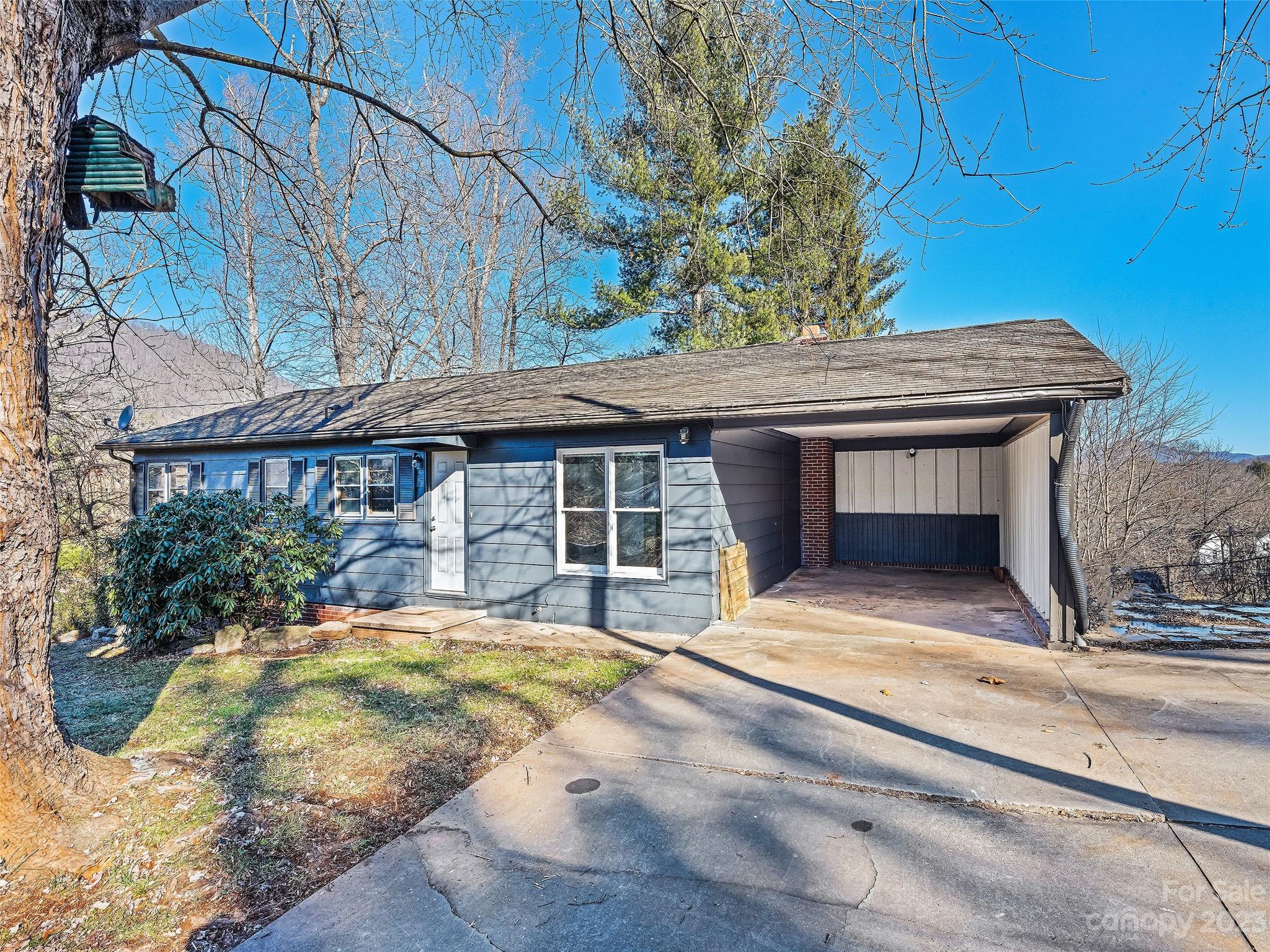 59 Daisy Avenue Waynesville NC 28786