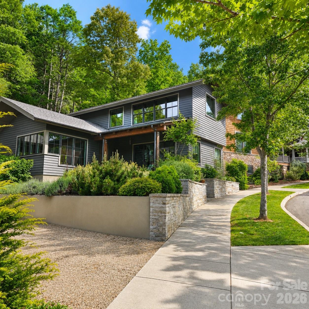 18 Wordsworth Road Black Mountain NC 28711