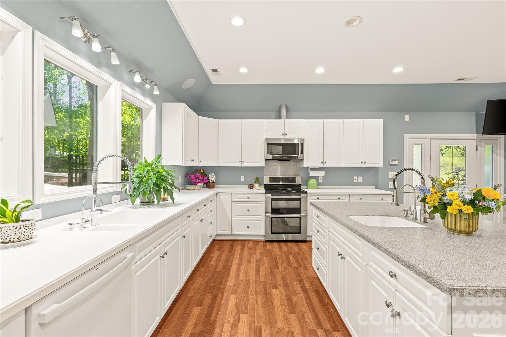 7108 Preston Court Charlotte NC 28215