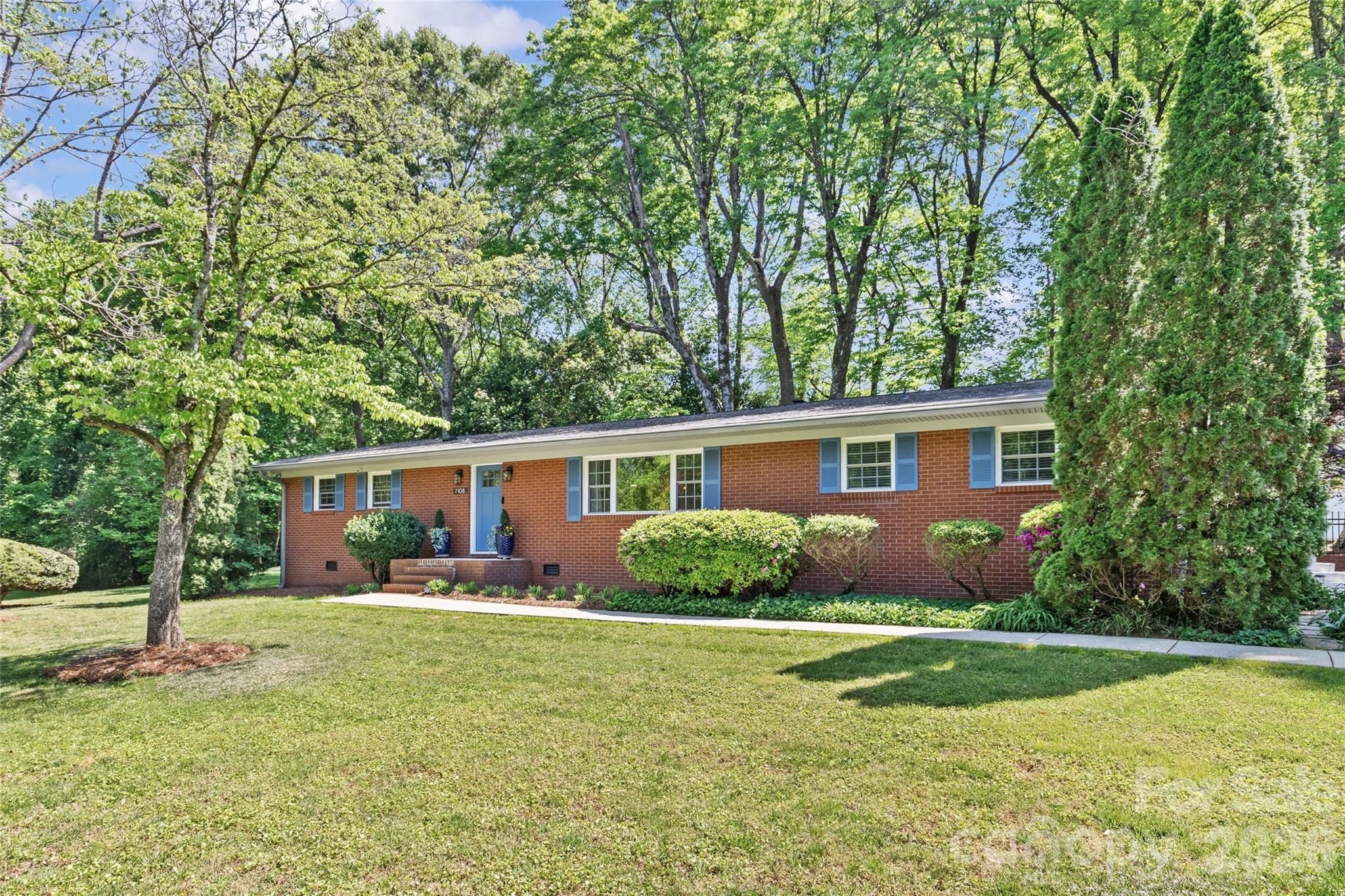 7108 Preston Court Charlotte NC 28215