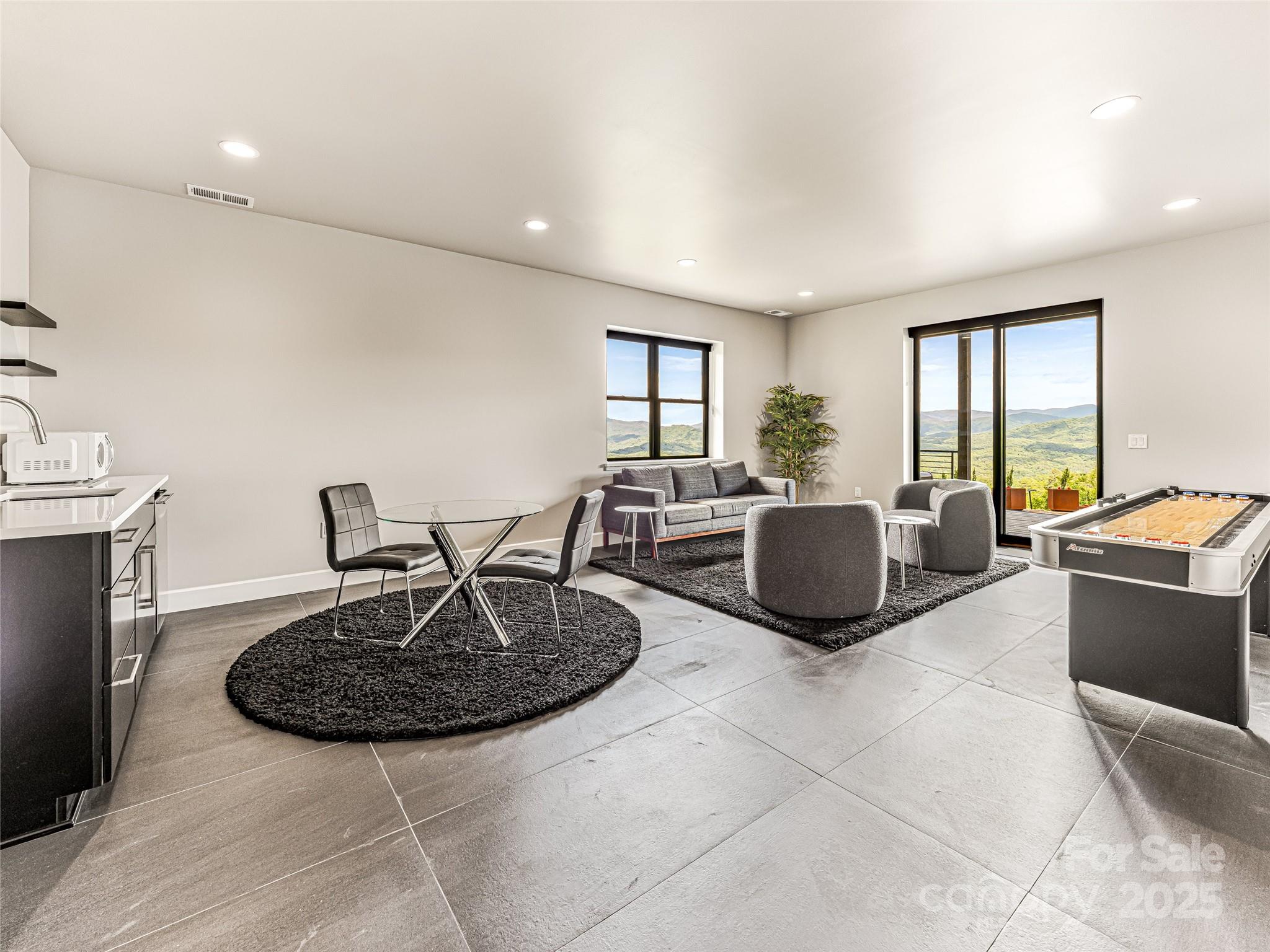 840 Fontana Trace Drive Almond NC 28702