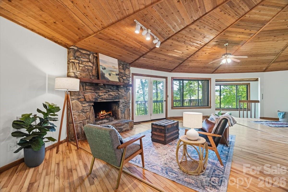 110 Leisure Mountain Road Asheville NC 28804