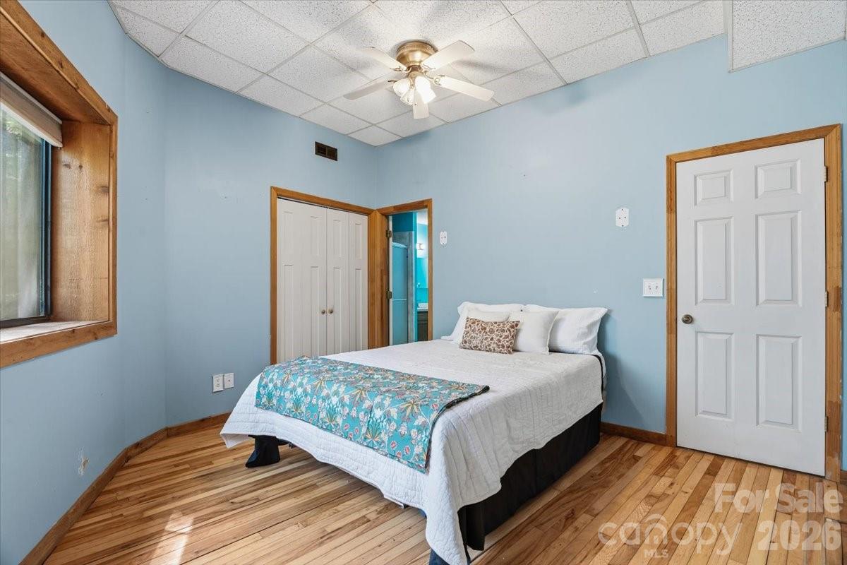 110 Leisure Mountain Road Asheville NC 28804