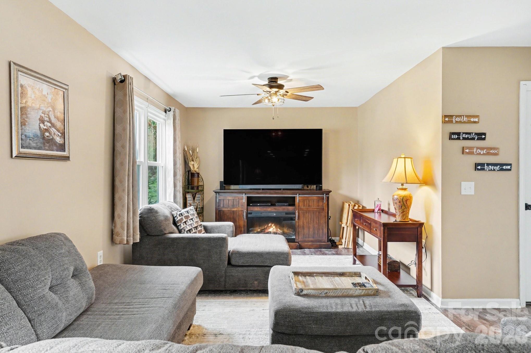 3361 47th Avenue Place NE Hickory NC 28601