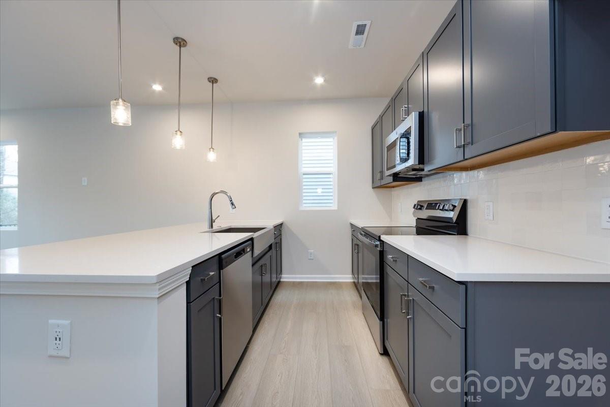 6017 Longar Lane Charlotte NC 28269