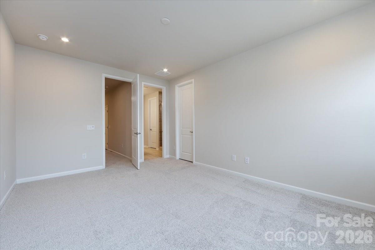 6017 Longar Lane Charlotte NC 28269