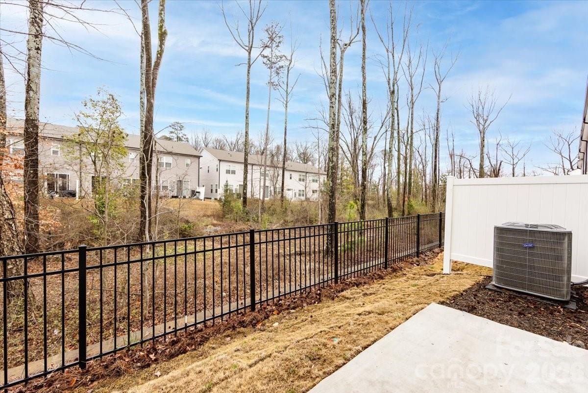 6017 Longar Lane Charlotte NC 28269