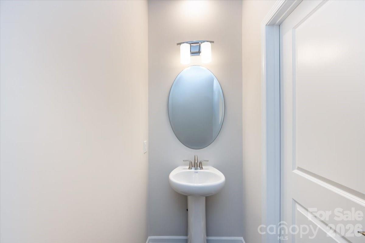 6017 Longar Lane Charlotte NC 28269
