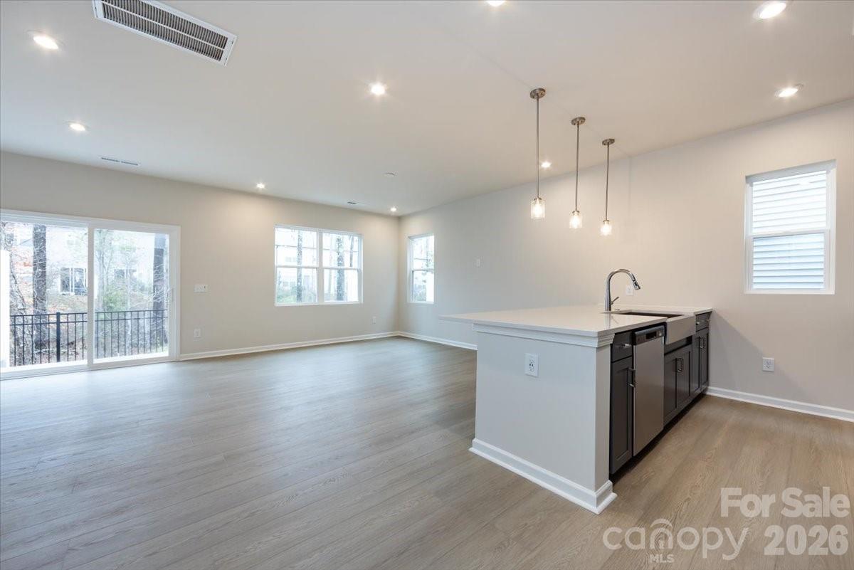 6017 Longar Lane Charlotte NC 28269
