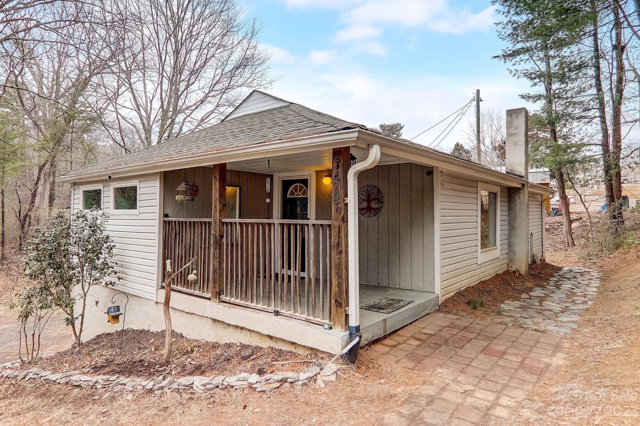 144 Maxwell Road Asheville NC 28805