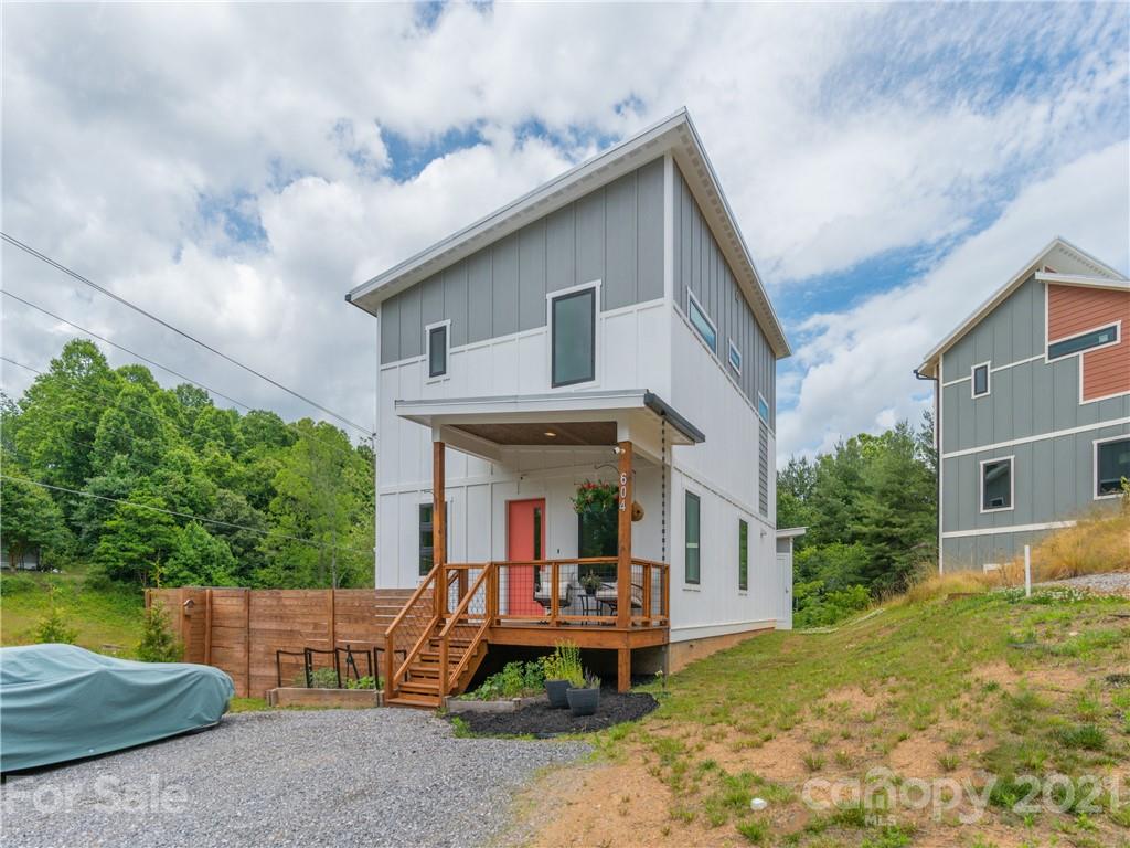 604 Salem Heights Lane Swannanoa NC 28778