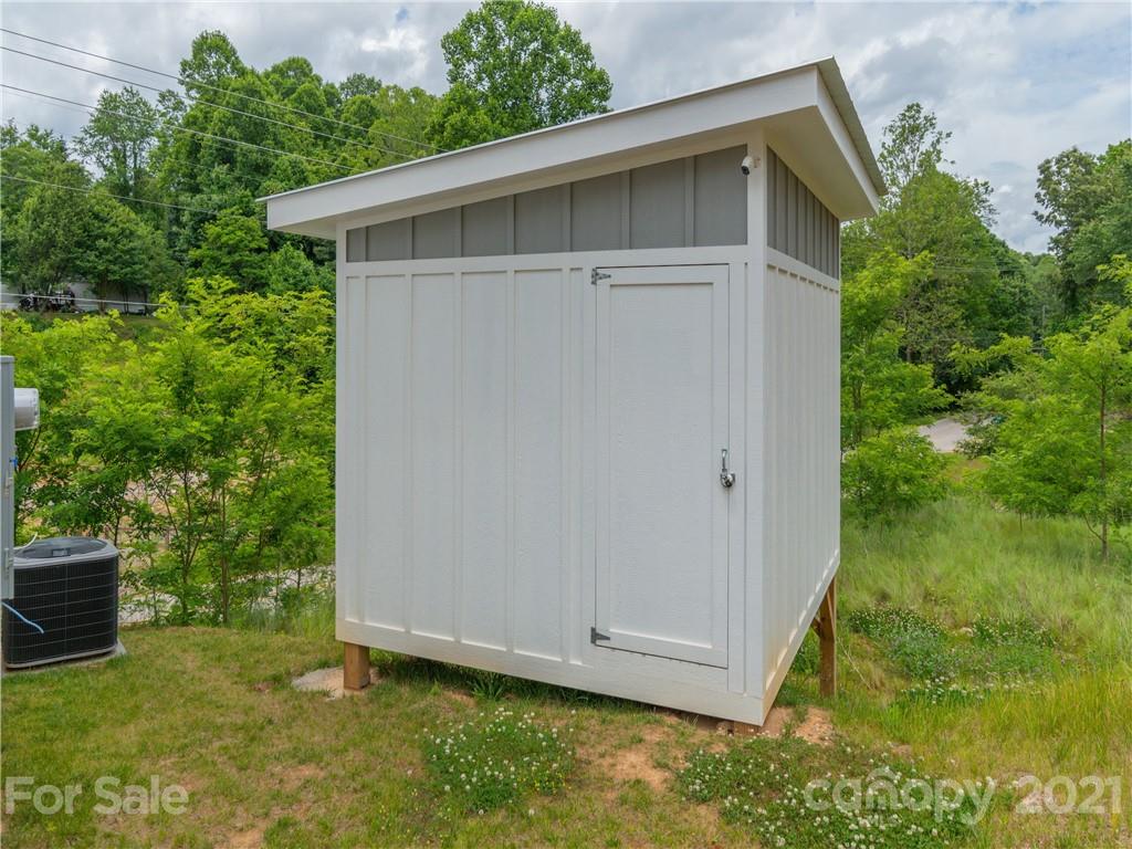 604 Salem Heights Lane Swannanoa NC 28778