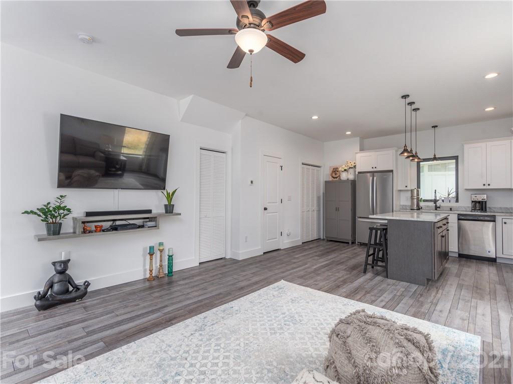 604 Salem Heights Lane Swannanoa NC 28778