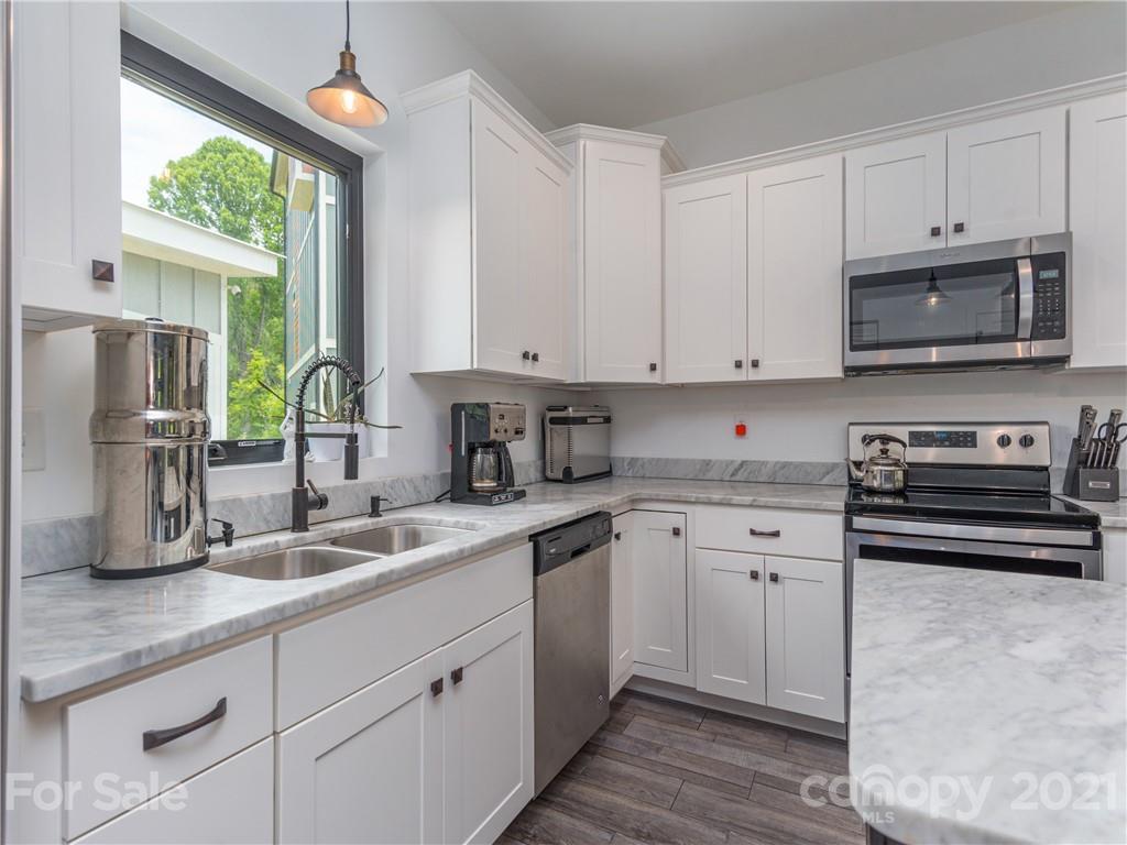 604 Salem Heights Lane Swannanoa NC 28778