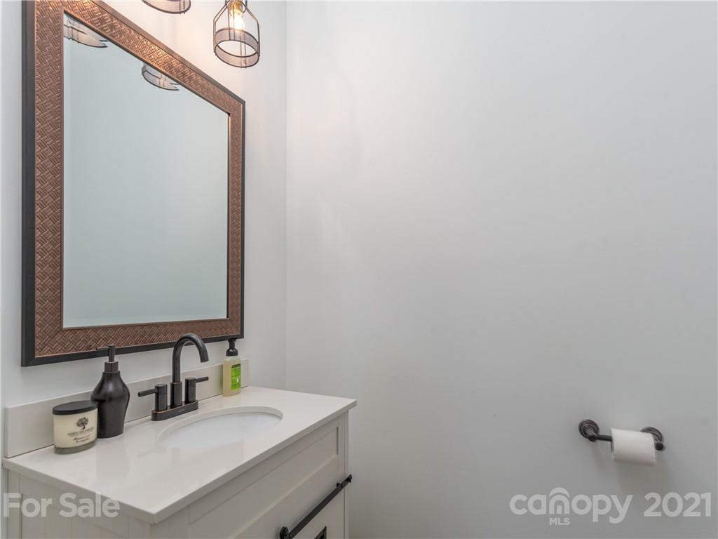 604 Salem Heights Lane Swannanoa NC 28778